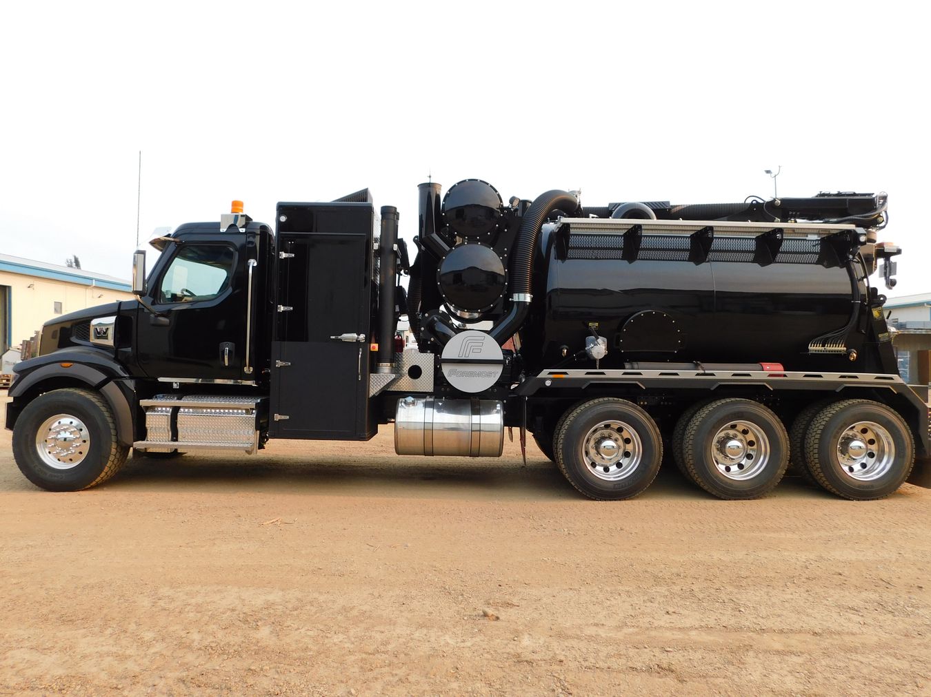 Foremost 1200 Hydrovac Exterior