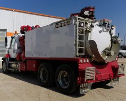 2021 Freightliner 114SD | Thumbnail Photo 5 of 5