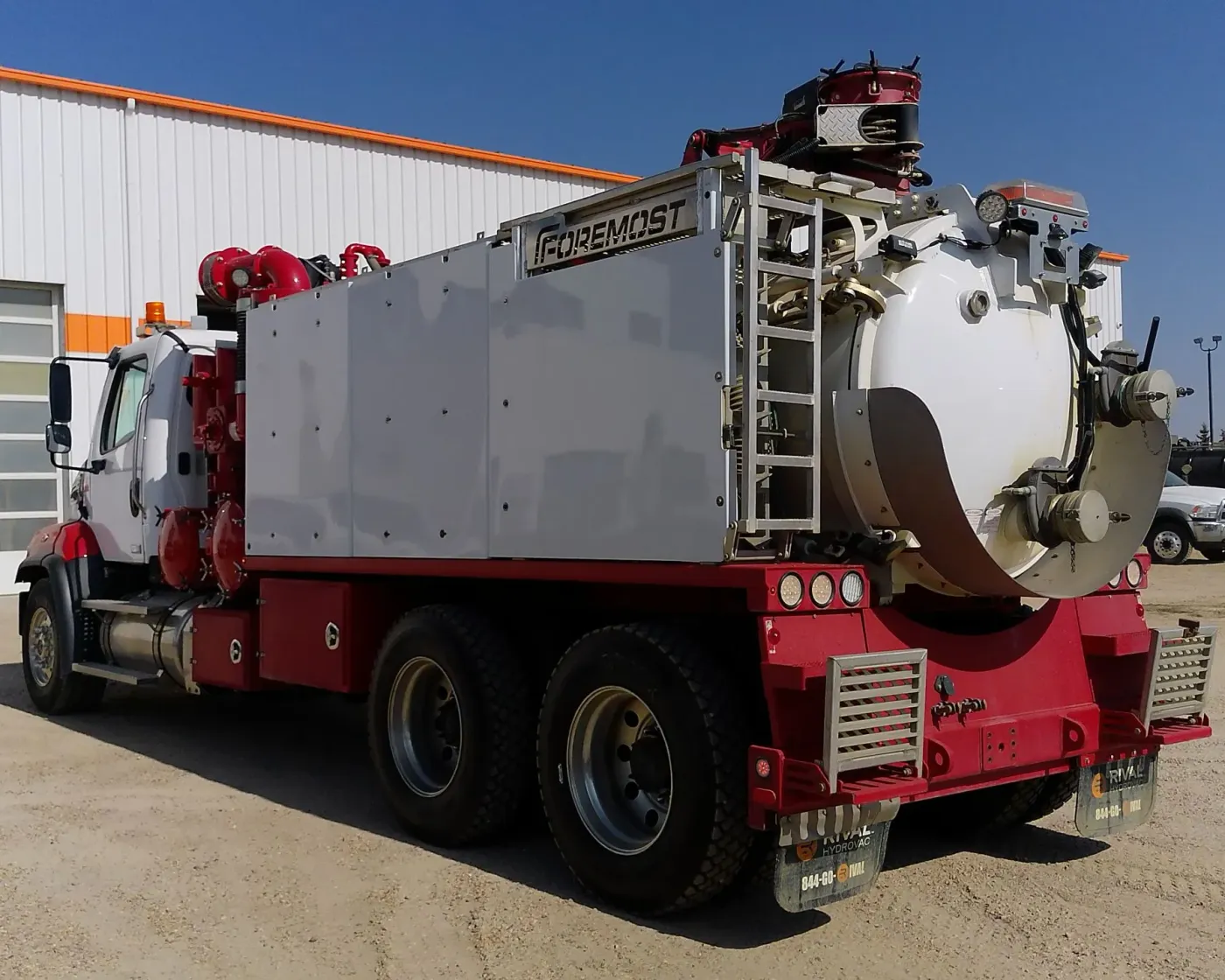 2021 Freightliner 114SD | Photo 5 of 5