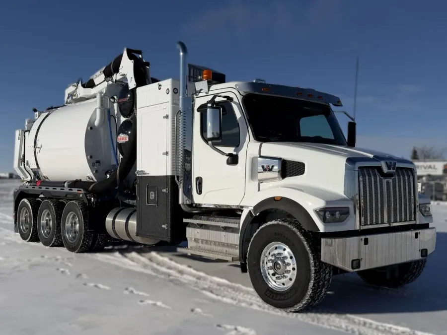 2026 Western Star 47X | Photo 2 of 5