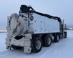 2026 Freightliner 114SD | Thumbnail Photo 3 of 4