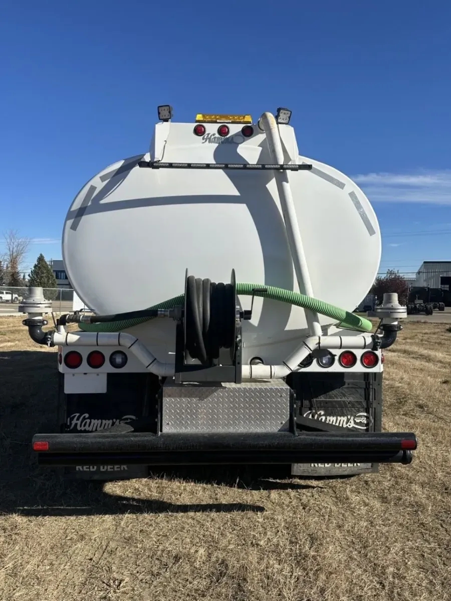 2024 Freightliner 114SD | Photo 5 of 5