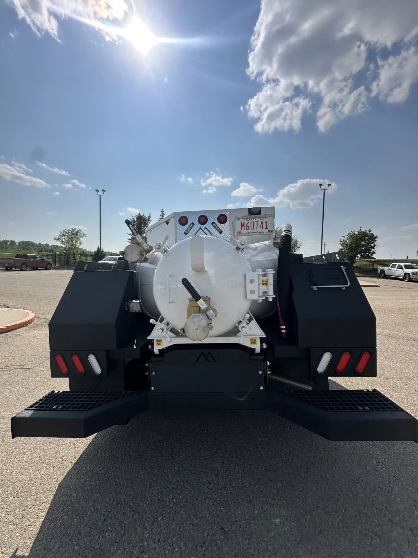 2024 Ford F6L | Photo 3 of 5