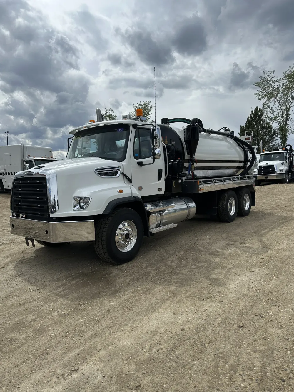 2026 Freightliner 114SD