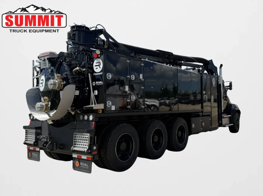 2027 Freightliner 114SD | Photo 4 of 5