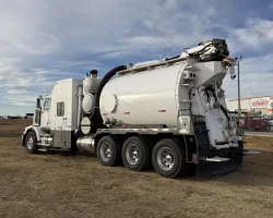 2015 Western Star 4900 | Thumbnail Photo 4 of 5