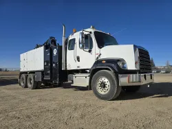 2024 Freightliner 108SD | Thumbnail Photo 2 of 5