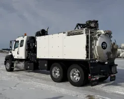 2025 Freightliner 114SD | Thumbnail Photo 3 of 5