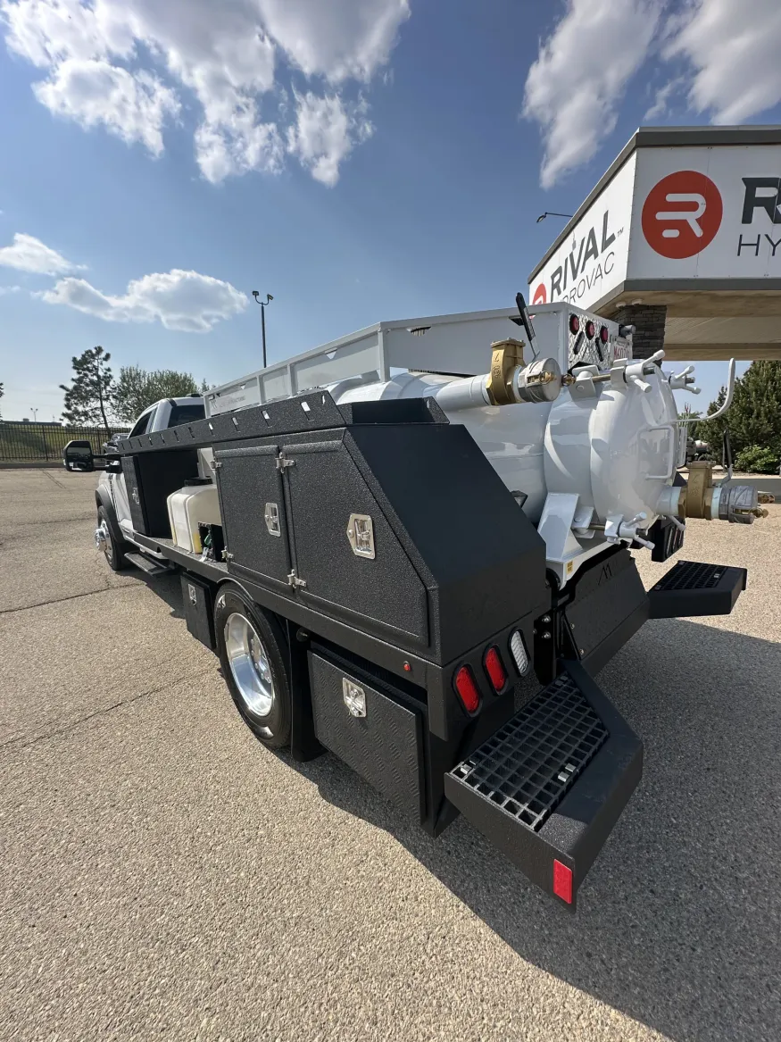 2024 Ford F6L | Photo 4 of 5