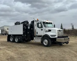 2025 Western Star 47X | Thumbnail Photo 2 of 5