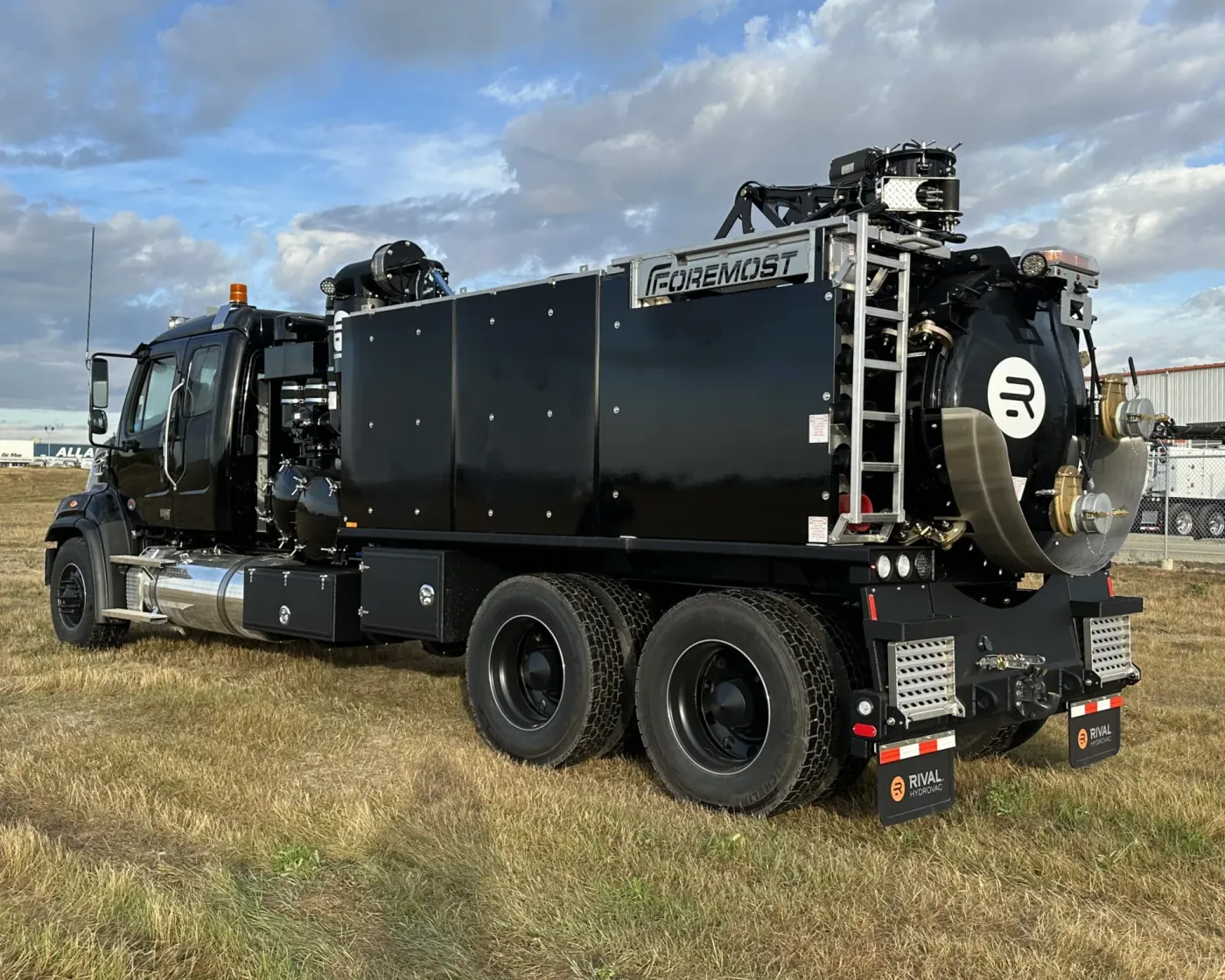 2026 Freightliner 108SD | Photo 3 of 5