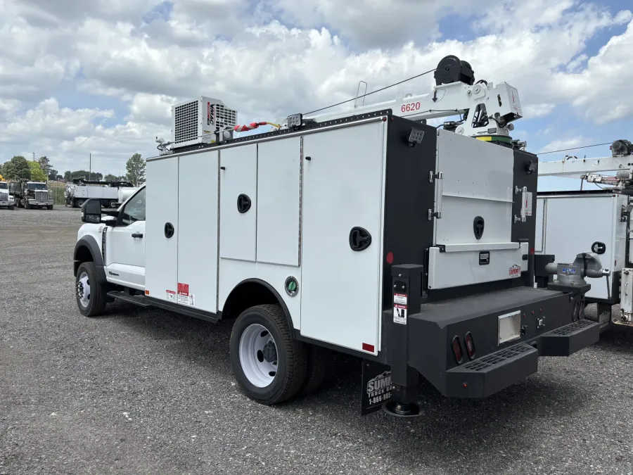 2023 Ford Super Duty F5H | Photo 4 of 4