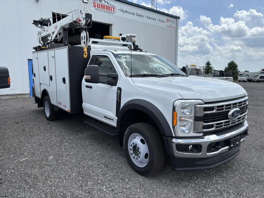 2023 Ford Super Duty F5H | Photo 2 of 4