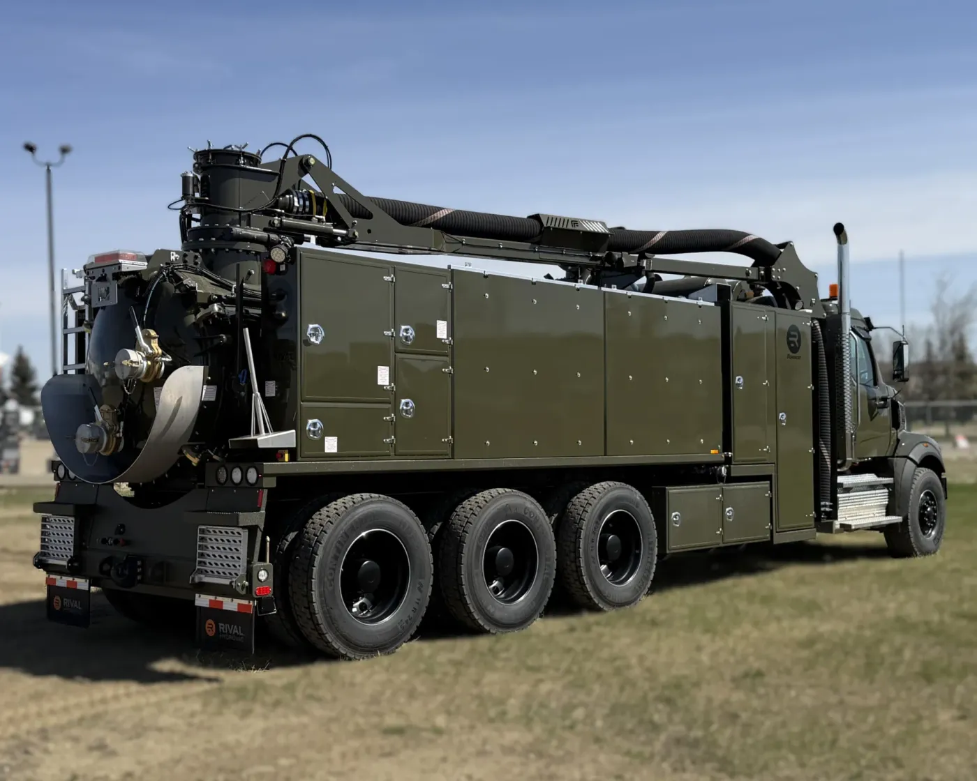 2027 Western Star 47X | Photo 3 of 5