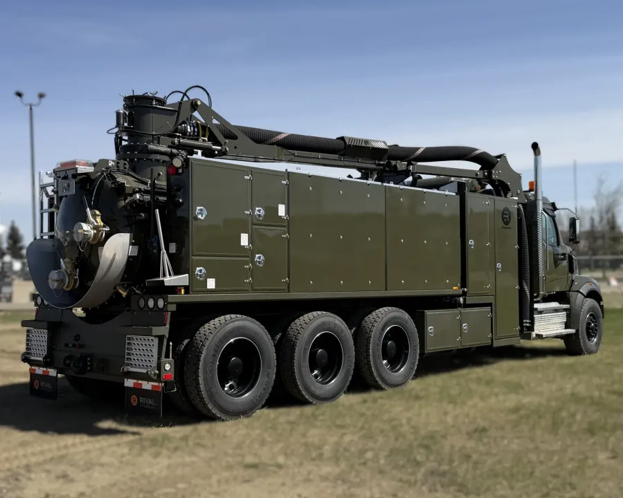 2027 Western Star 47X | Photo 3 of 5