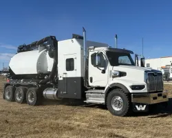 2026 Western Star 49X | Thumbnail Photo 2 of 5