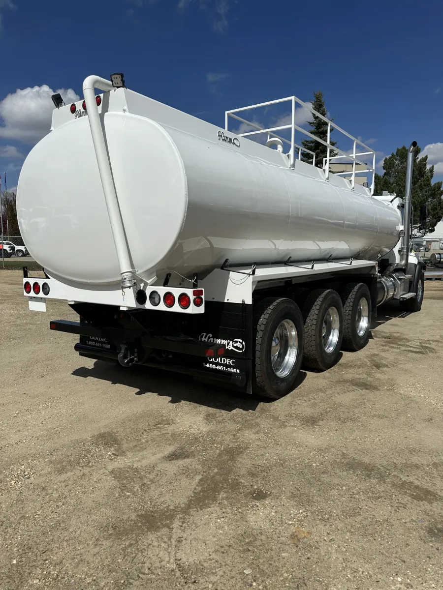2025 Freightliner 114SD | Photo 5 of 7