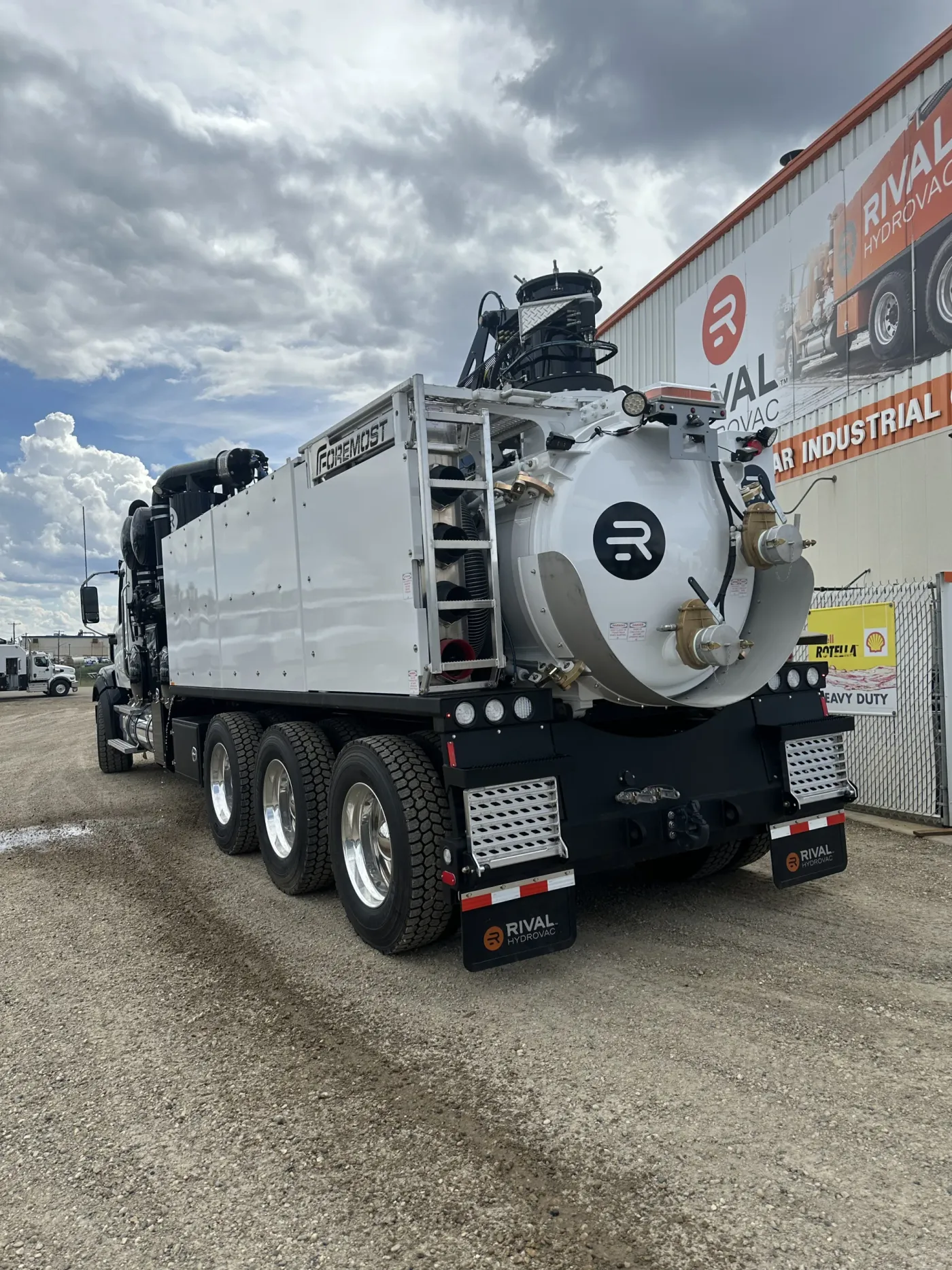 2025 Western Star 47X | Photo 4 of 5