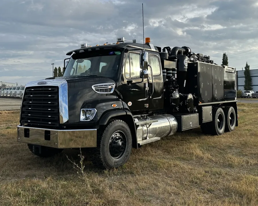 2026 Freightliner 108SD | Photo 1 of 5