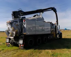 2026 Freightliner 114SD | Thumbnail Photo 3 of 5