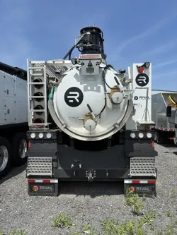 2025 Freightliner 114SD RIVAL T7 | Thumbnail Photo 4 of 5