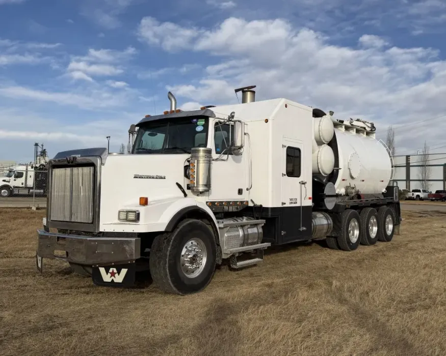 2015 Western Star 4900 | Photo 1 of 5