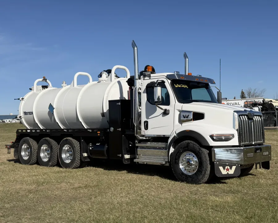2026 Western Star 49X | Photo 2 of 5