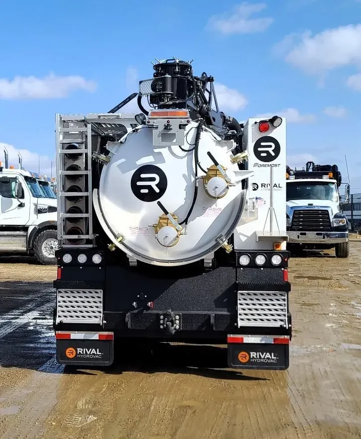 2025 Western Star 47X | Photo 3 of 4