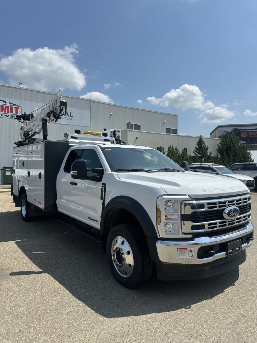 2024 RAM 5500 | Photo 2 of 5