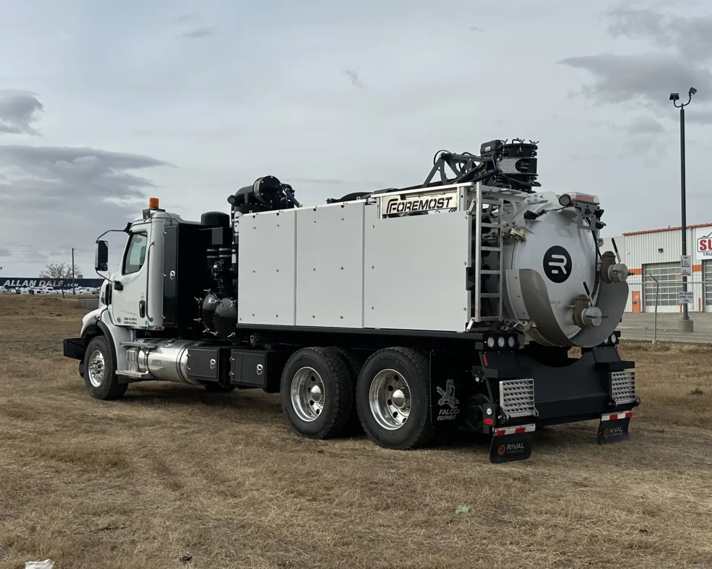 2025 Western Star 47X | Photo 3 of 5
