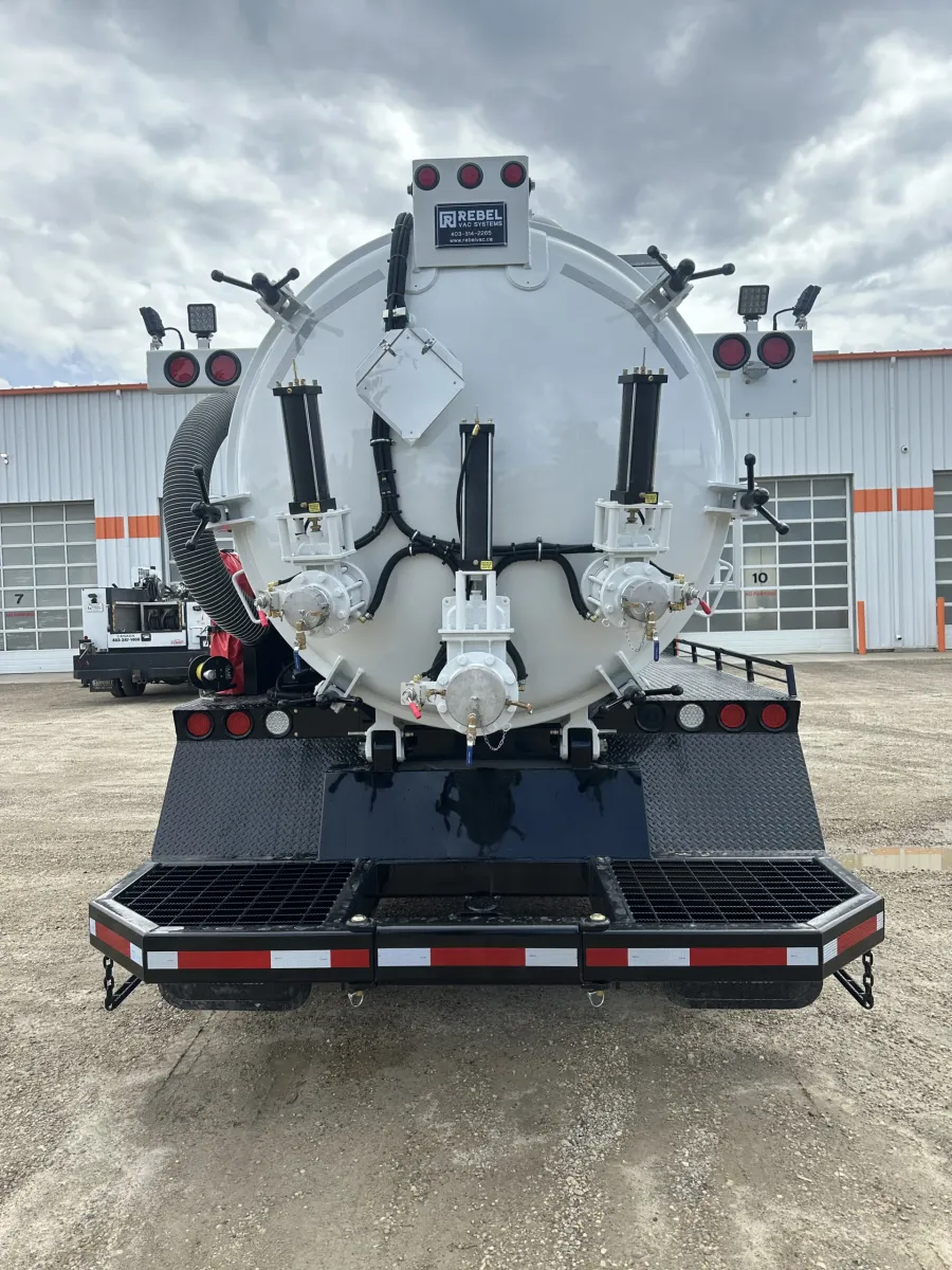 2025 Western Star 47X | Photo 4 of 5
