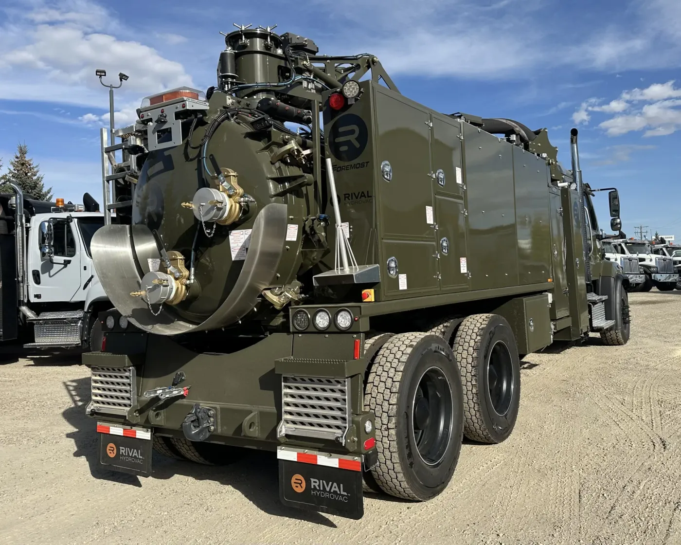 2026 Freightliner 108SD | Photo 4 of 5