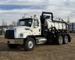 2026 Freightliner 114SD | Thumbnail Photo 1 of 5