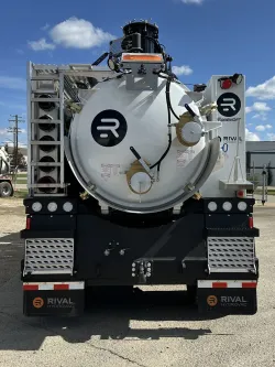 2026 Freightliner 108SD | Thumbnail Photo 3 of 5