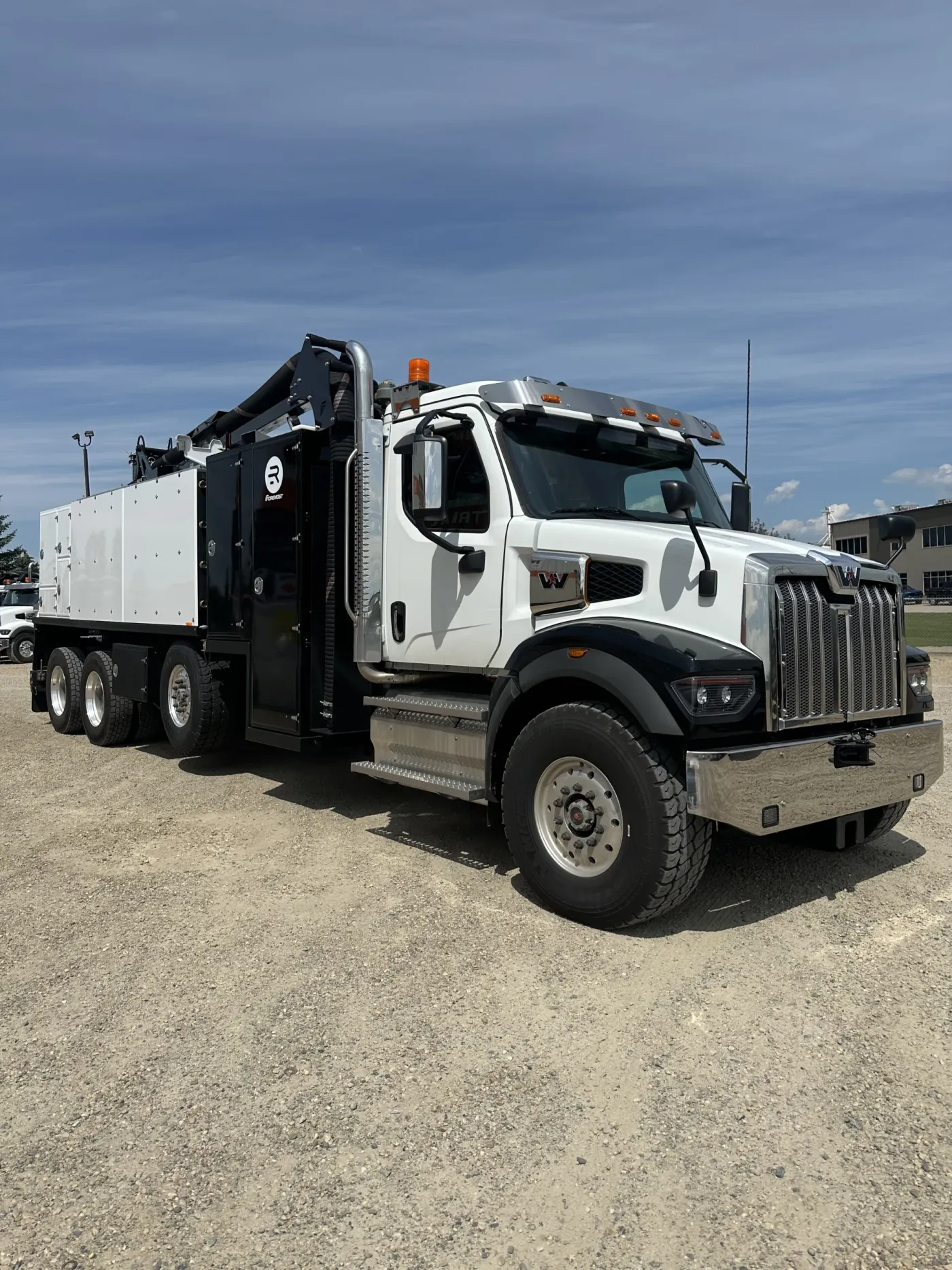 2026 Western Star 47X | Photo 2 of 5