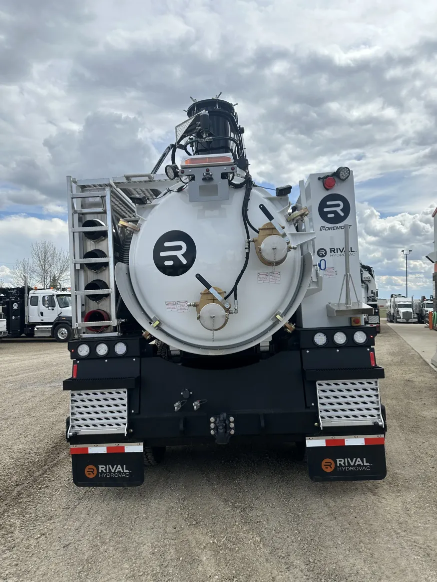 2025 Western Star 47X | Photo 3 of 5