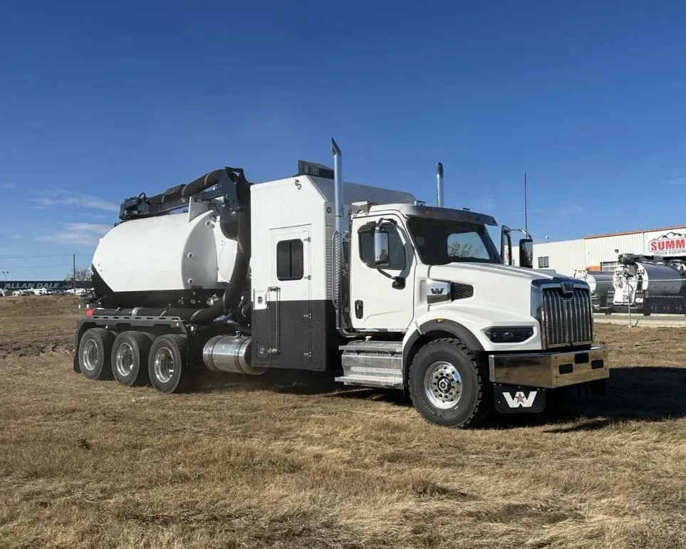 2026 Western Star 49X | Photo 2 of 5