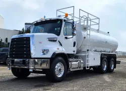 2025 Freightliner 108SD | Thumbnail Photo 1 of 5