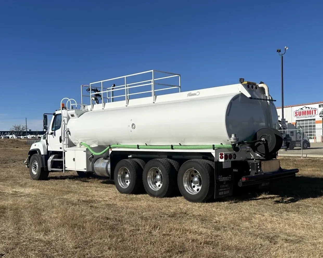 2024 Freightliner 114SD | Photo 3 of 5