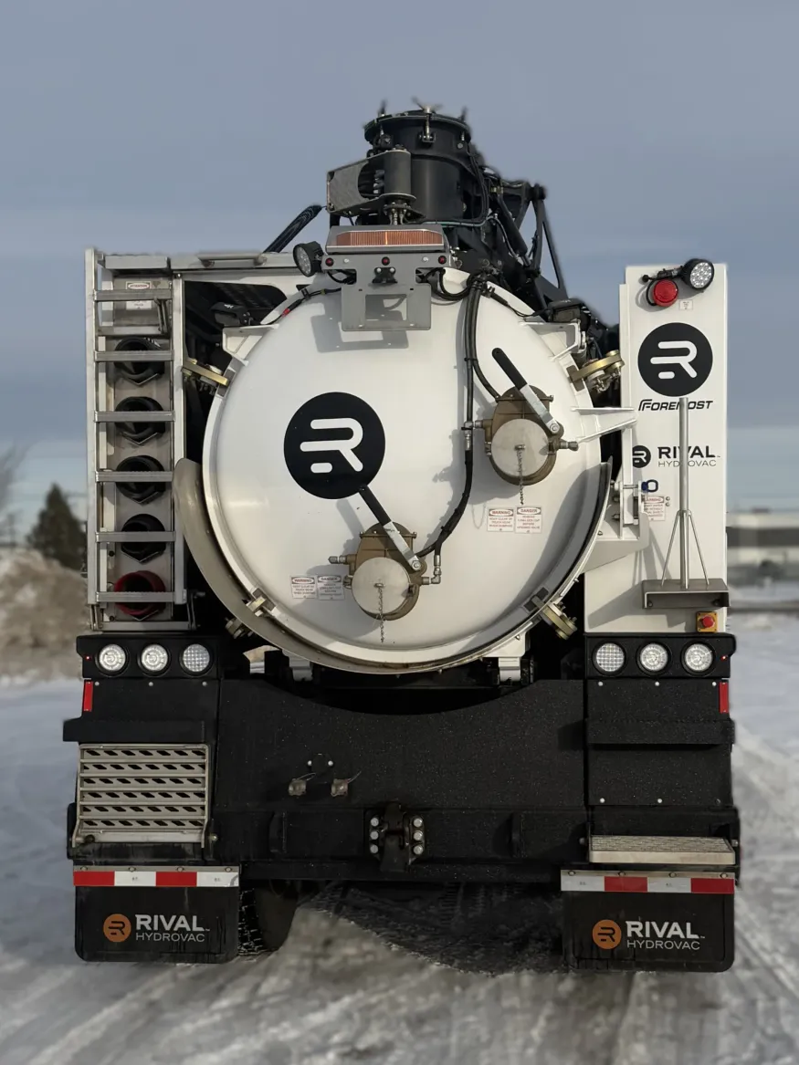 2025 Freightliner 114SD | Photo 5 of 5