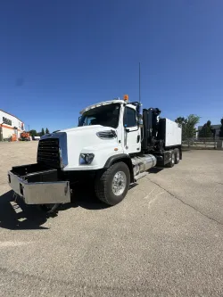 2025 Freightliner 114SD | Thumbnail Photo 1 of 5
