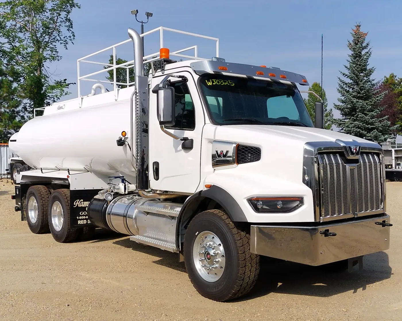 2026 Western Star 47X | Photo 2 of 5