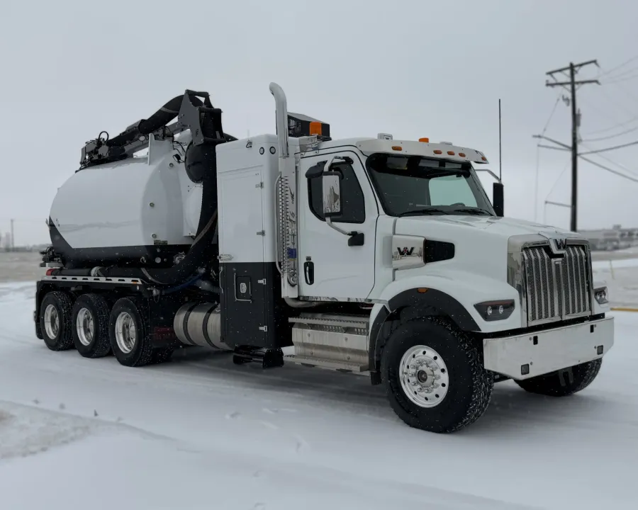 2026 Western Star 47X | Photo 2 of 5