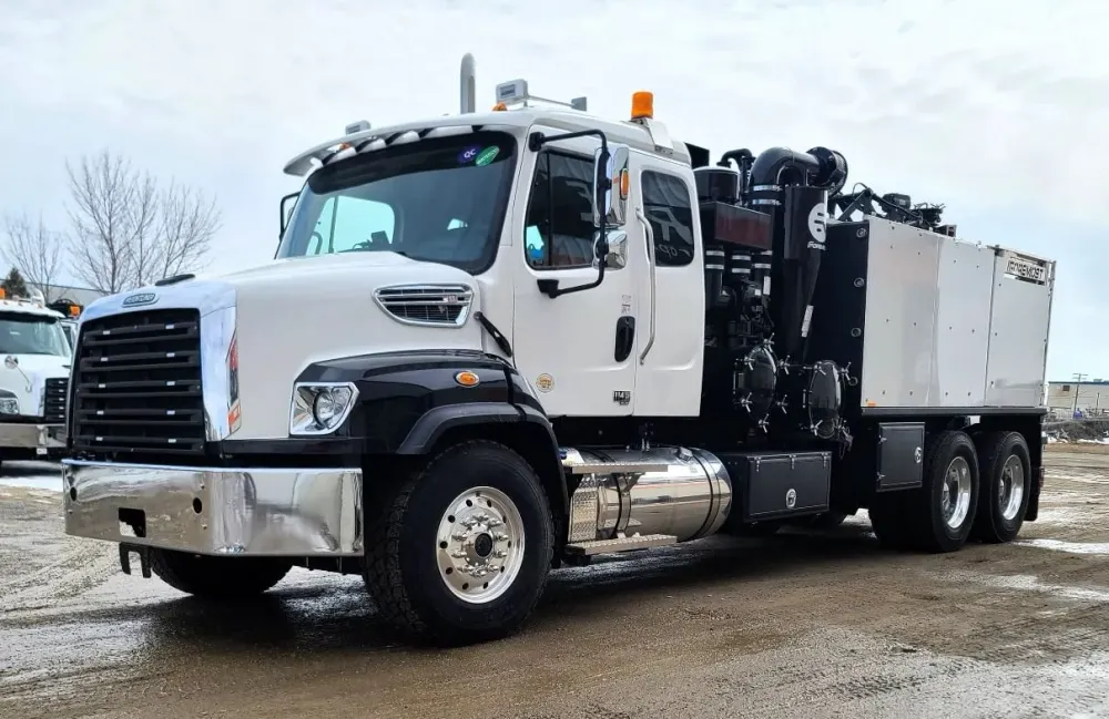 2024 Freightliner 114SD