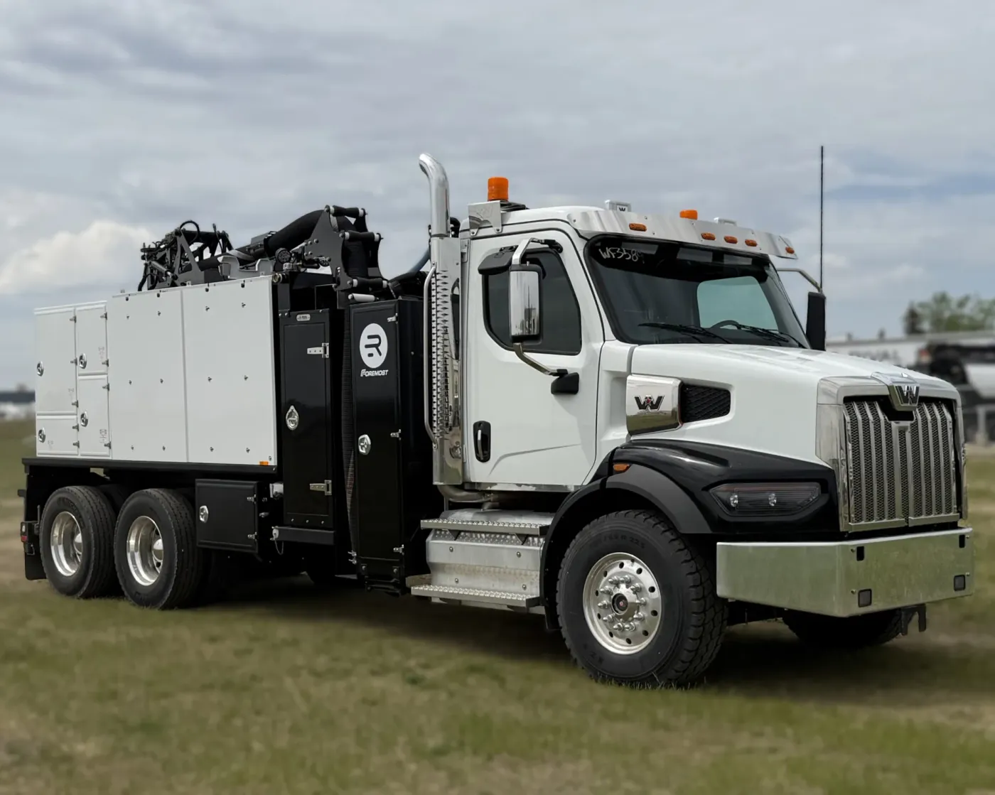 2026 Western Star 47X | Photo 2 of 5