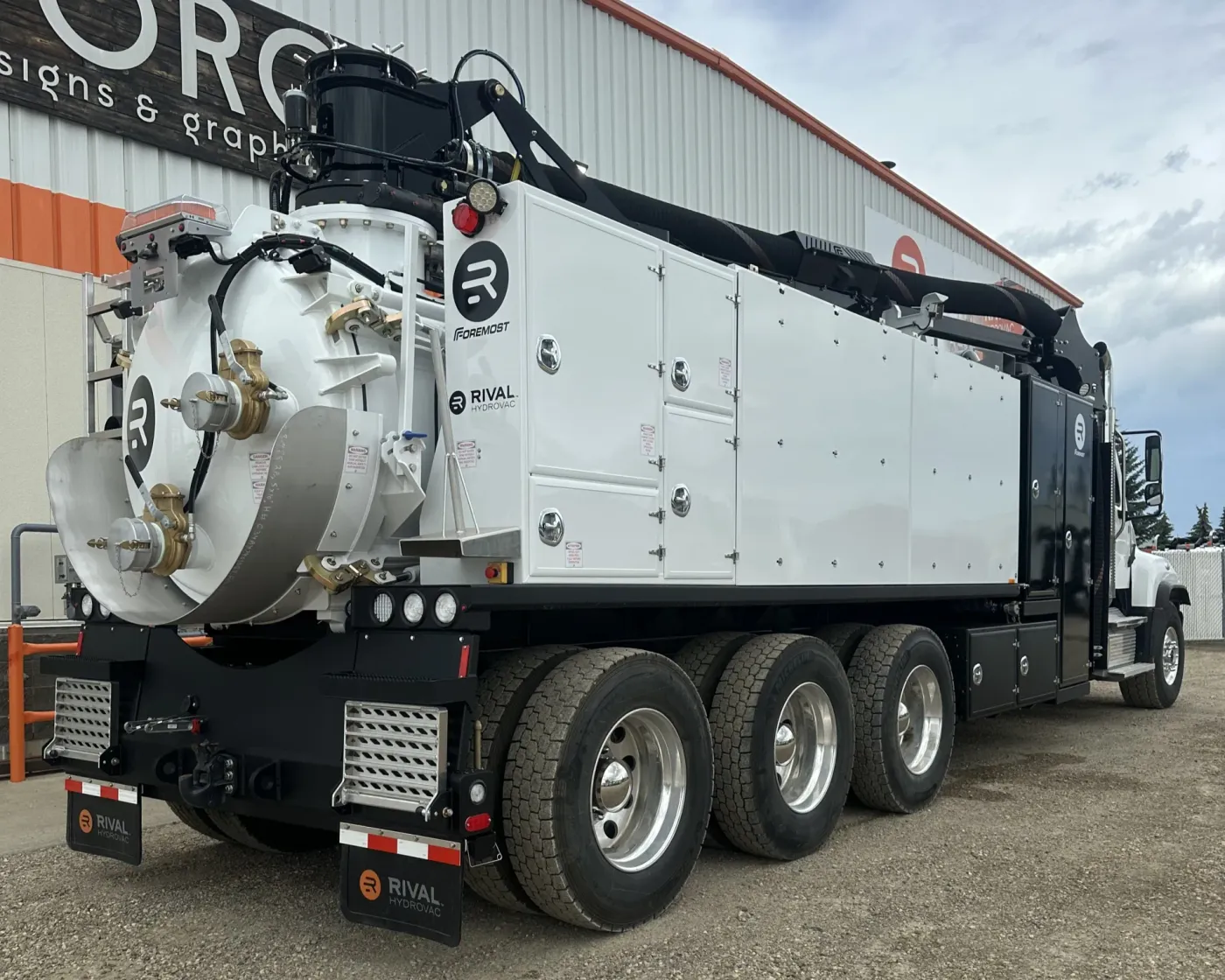 2026 Freightliner 114SD Rival T10 | Photo 3 of 5