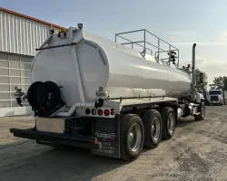 2024 Freightliner 114SD | Thumbnail Photo 4 of 5